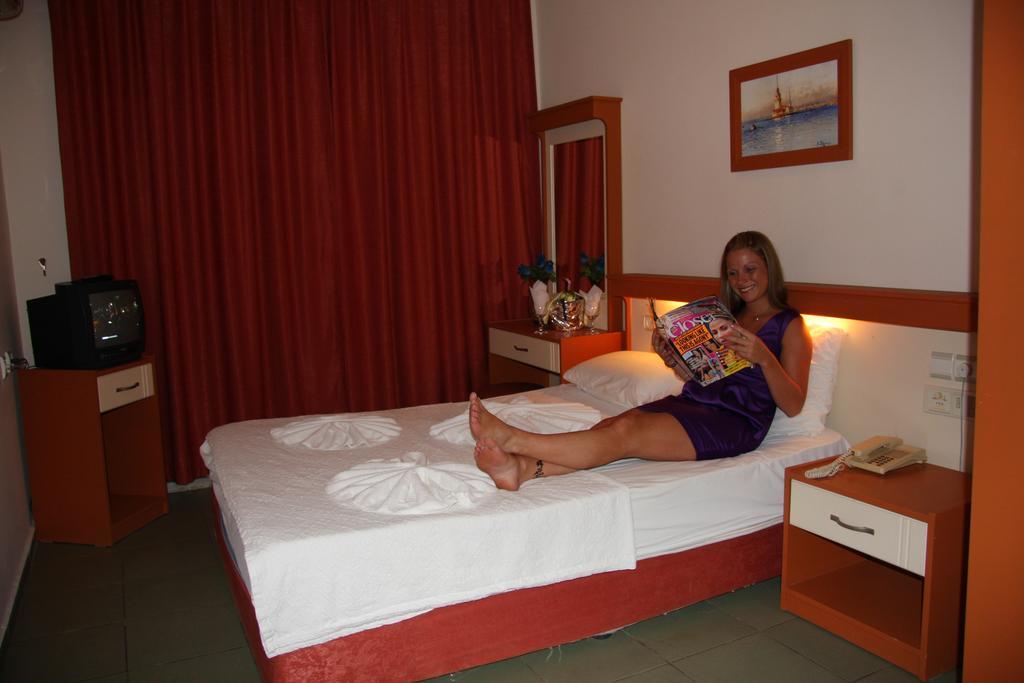 Burak Hotel Didim Kültér fotó